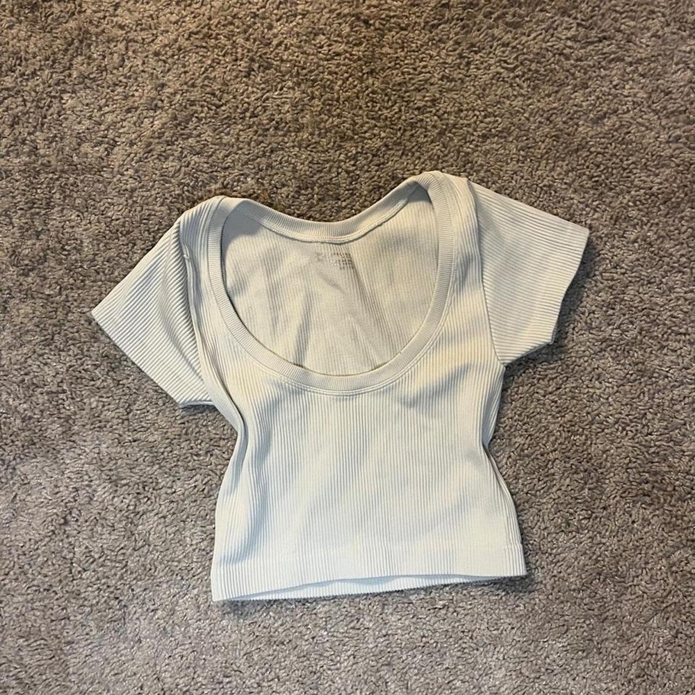 White ribbed crop top